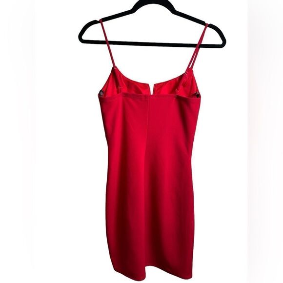 NWOT City Triangles Women’s Red Notch Neckline Spaghetti Strap Bodycon Dress  XS - Picture 2 of 5